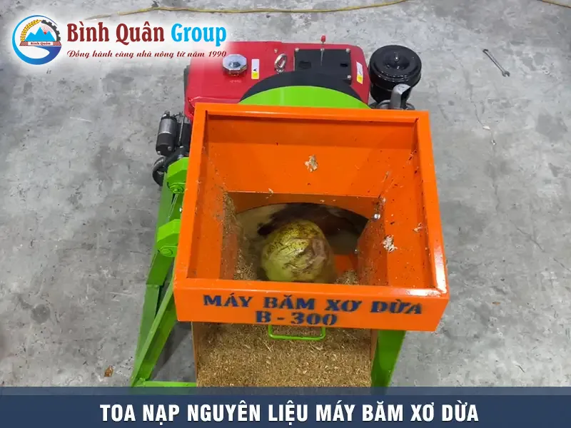 toa-nap-nguyen-lieu-may-bam-xo-dua-b300_result